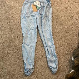 Light blue/jean joggers